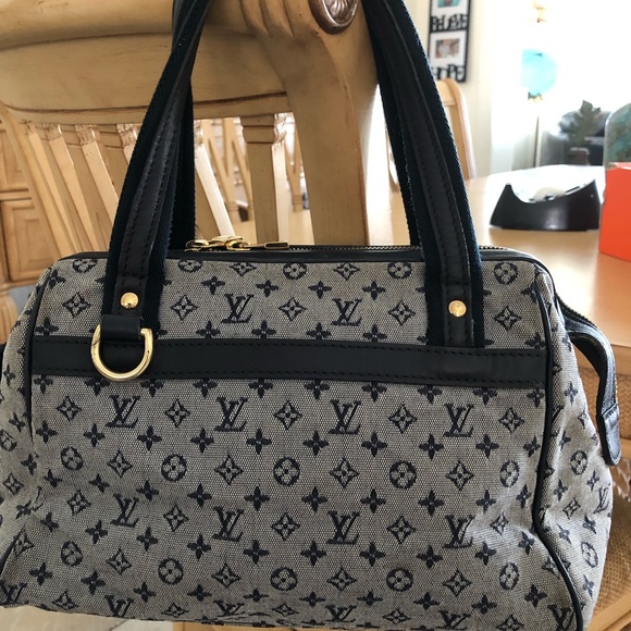 Louis Vuitton purse - Picture 5 of 8